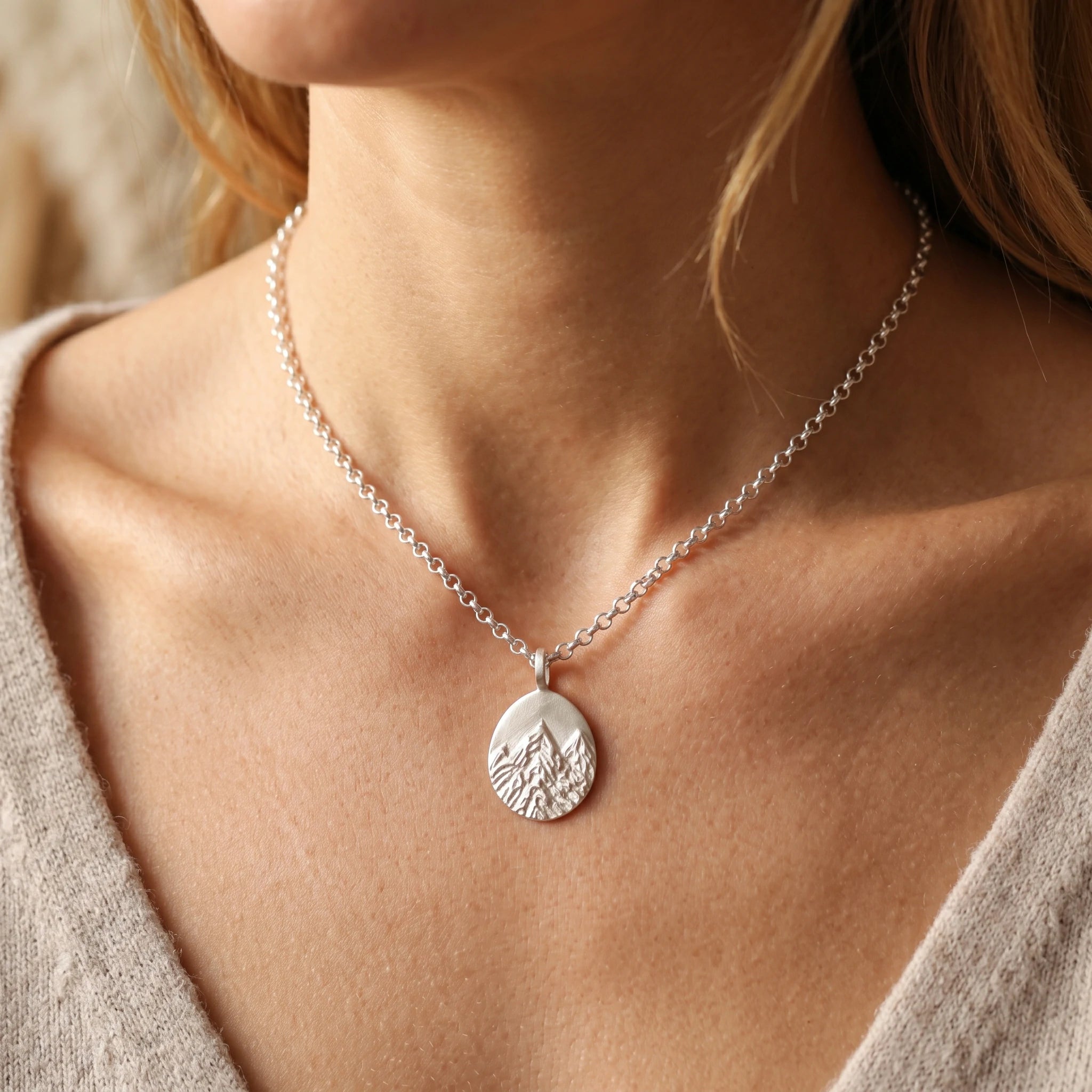 925 Sterling Silver Mountain Custom Engravable Pendant Durable Necklace