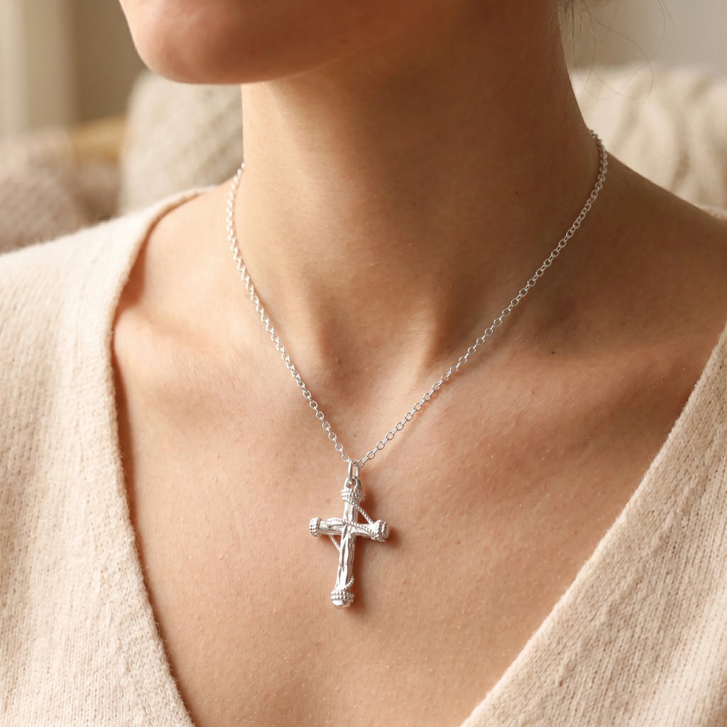 925 Sterling Silver Sacred Rope Cross Pendant Binding Your Soul To Eternal Divine Love