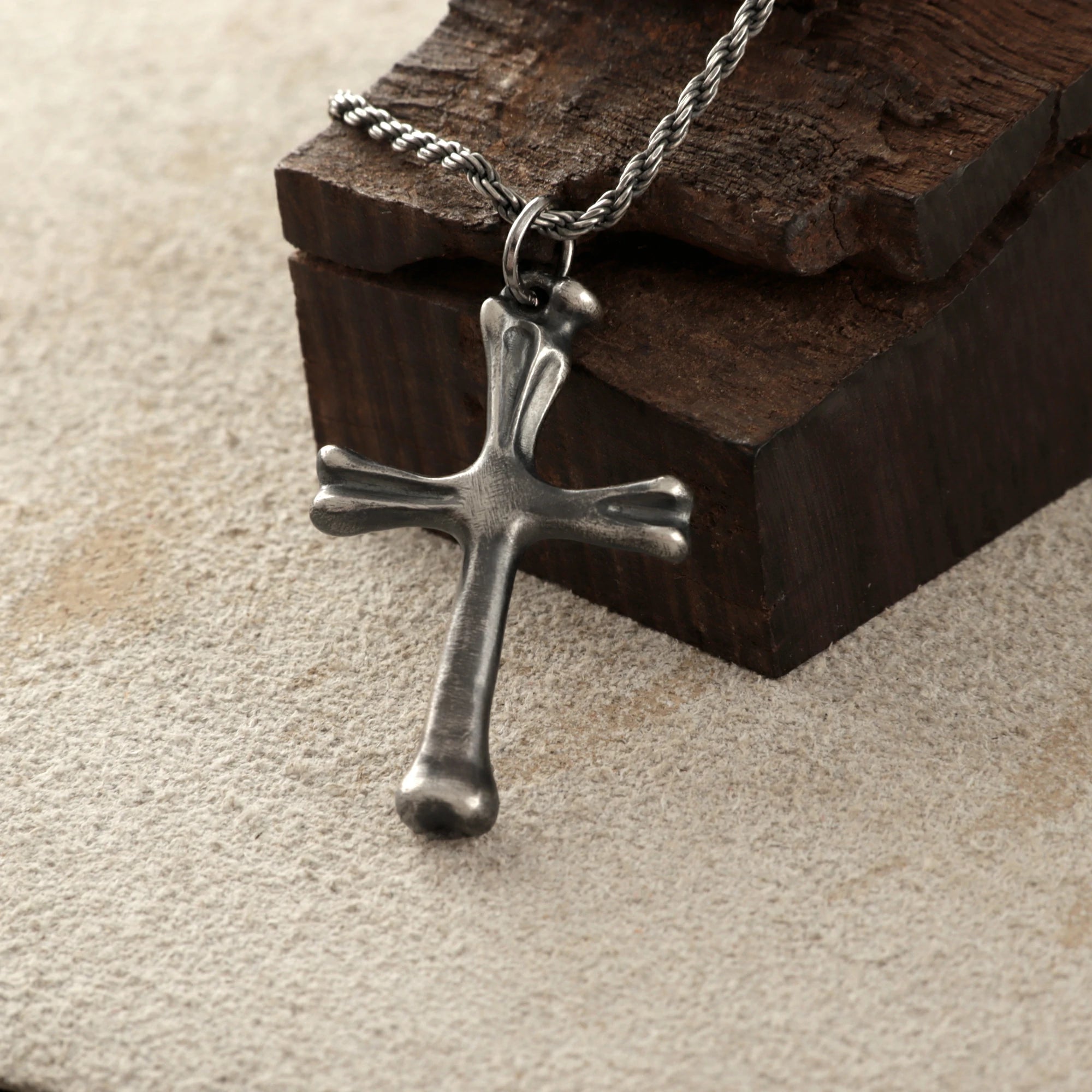 925 Sterling Silver Sculpted Skeletal Cross Durable Religious Pendant Necklace