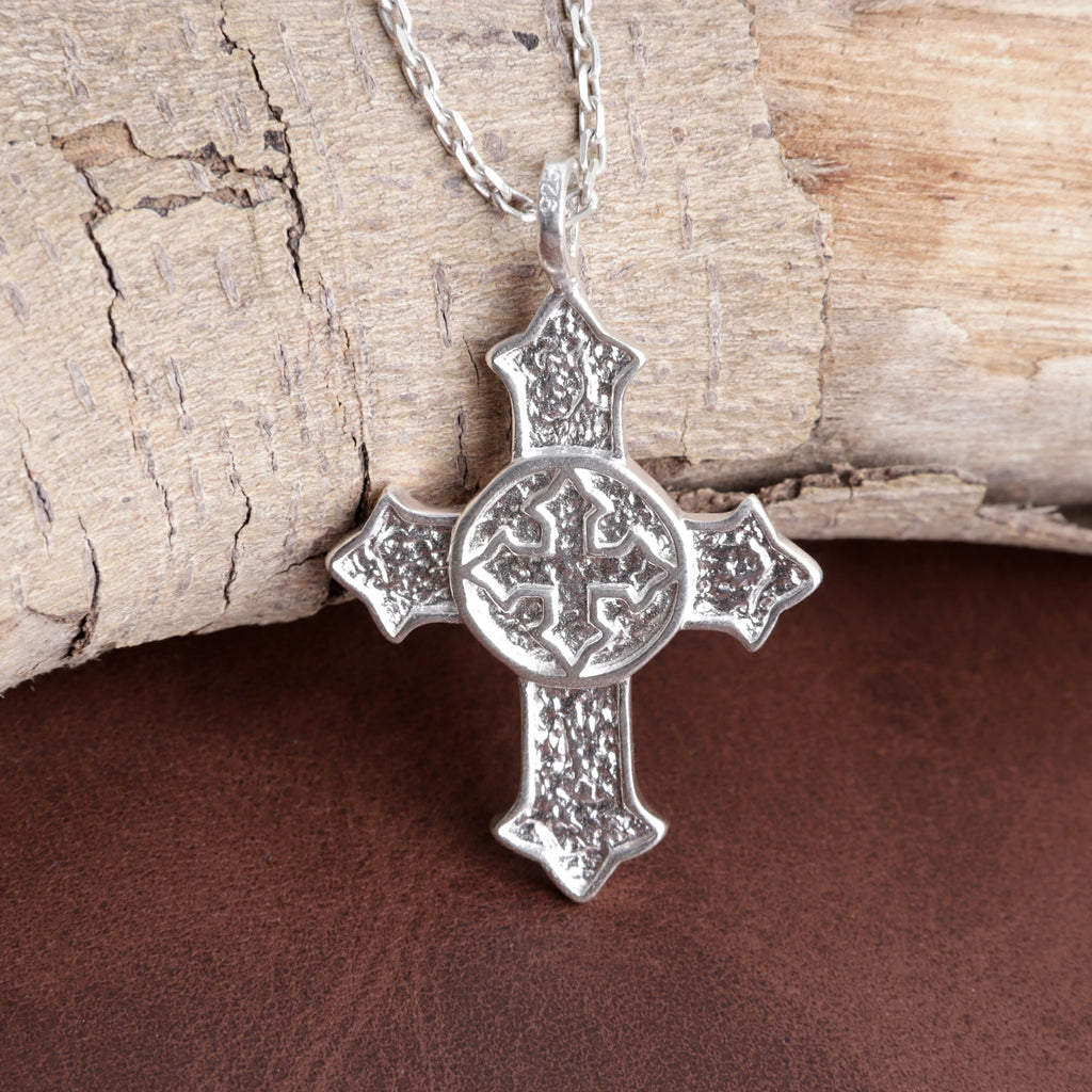Custom 925 Sterling Silver Celtic Cross Pendant Enclosing Your Heart In Eternal Holy Light