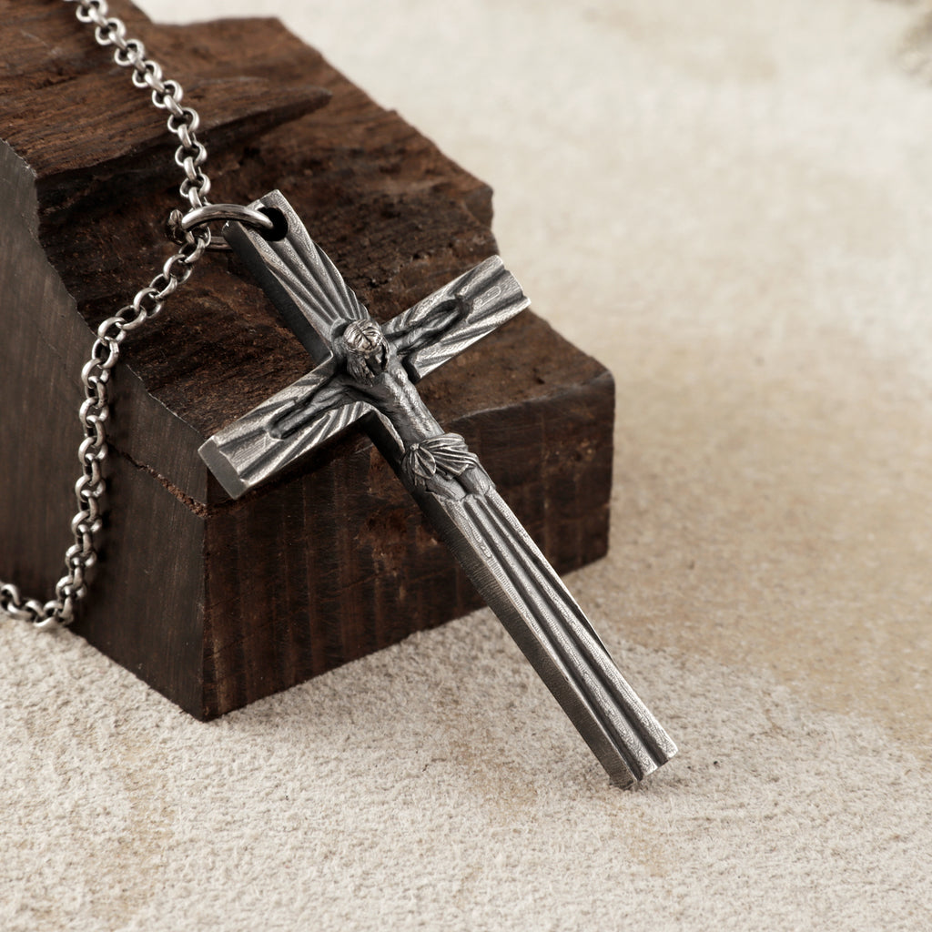 925 Sterling Silver Radiant Crucifix Holy Jesus Cross Durable Necklace
