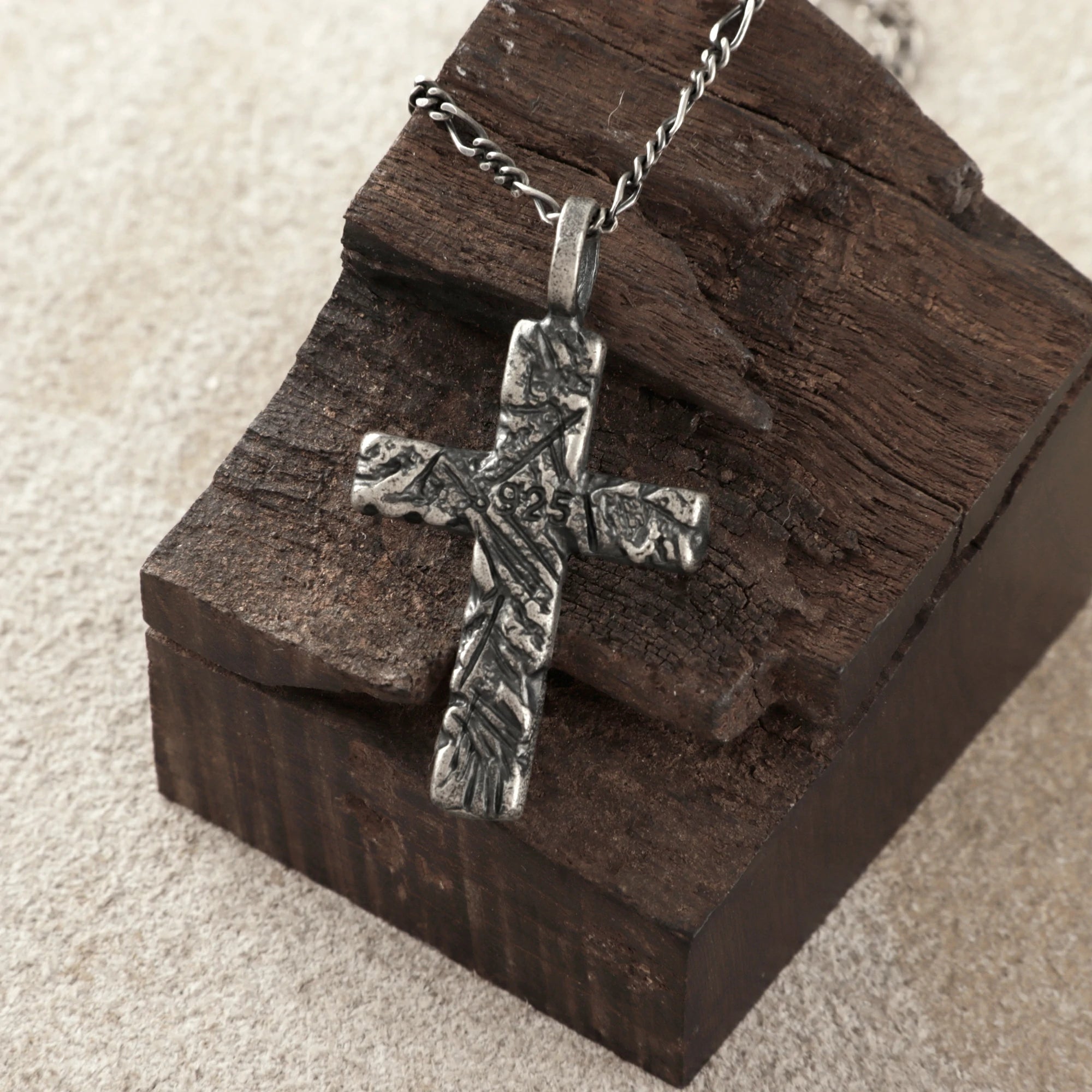 925 Sterling Silver Old Rugged Cross Durable Sacred Faith Pendant Necklace