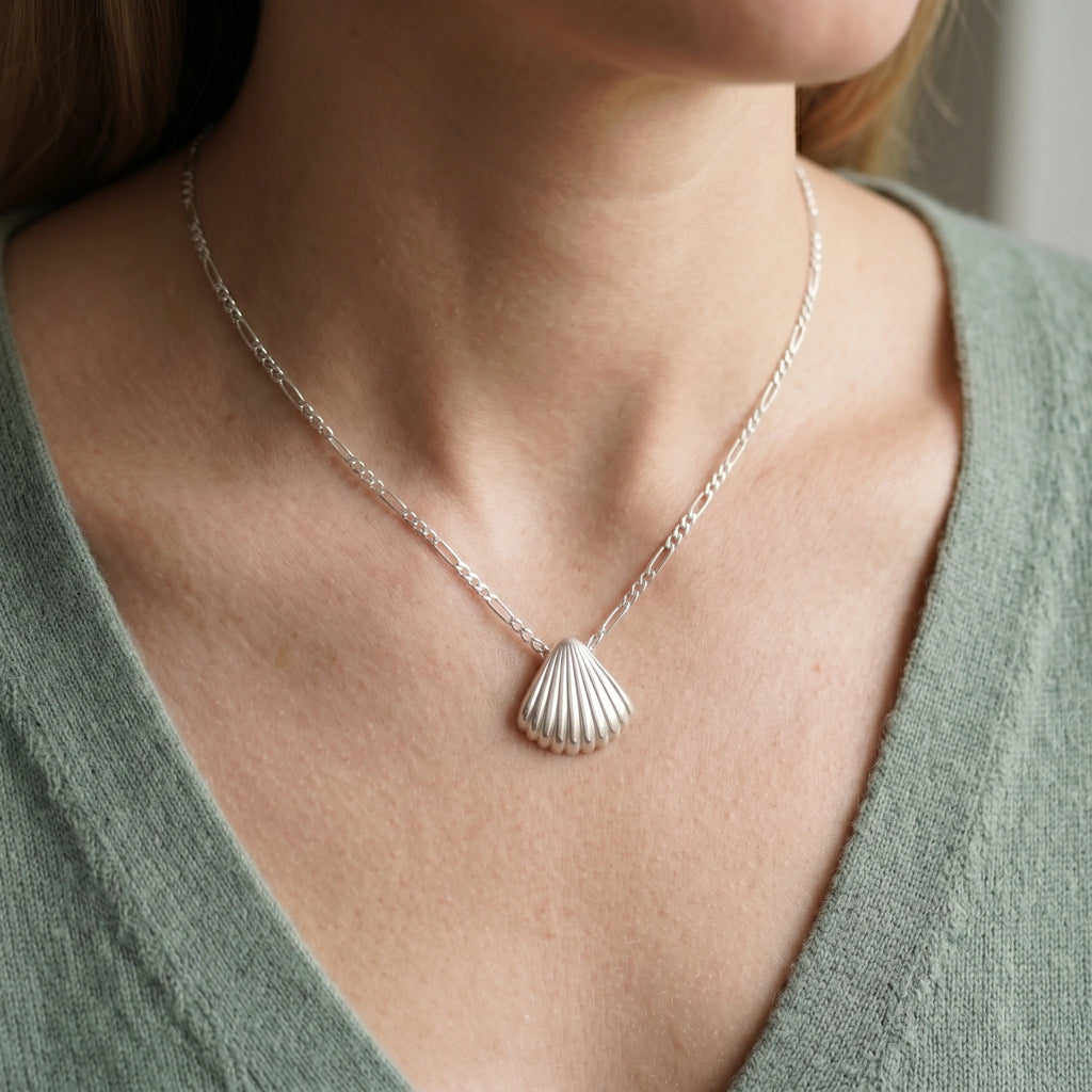 925 Sterling Silver Ribbed Scallop Shell Durable Coastal Pendant Necklace