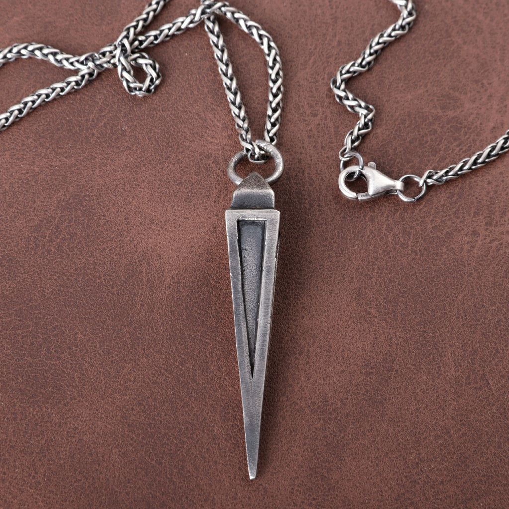 925 Sterling Silver Engravable Spearhead Pendant Embodying Bold Modern Precision
