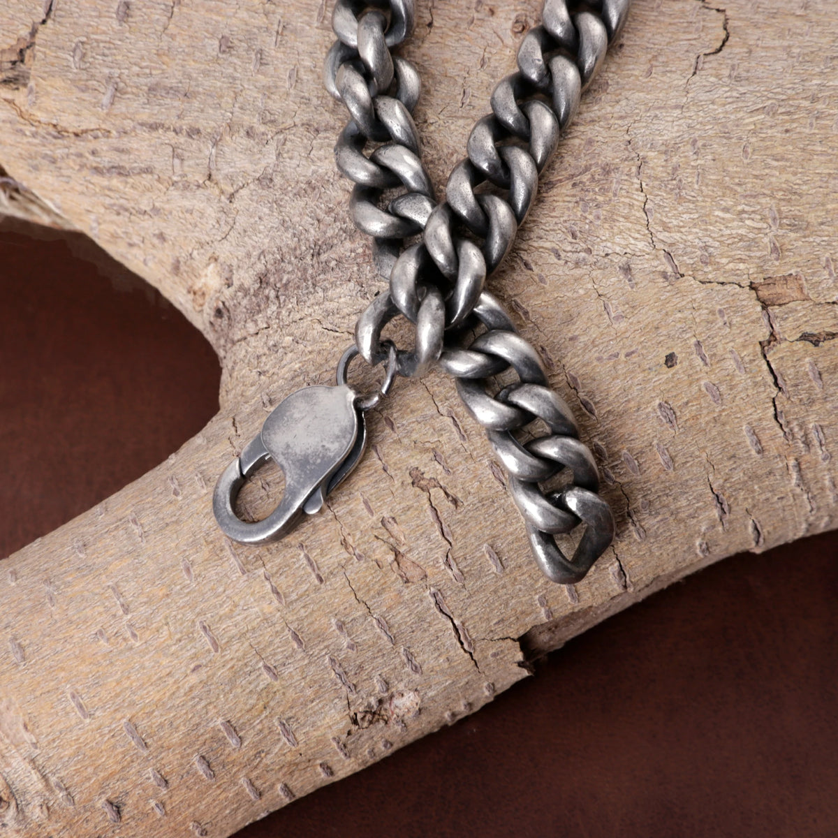925 Sterling Silver Engravable Curb Link Bracelet Delivering Bold Masculine Power