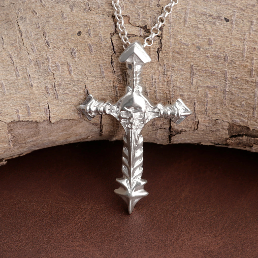 925 Sterling Silver Engravable Skull Cross Pendant Guarding Your Faith In Divine Light