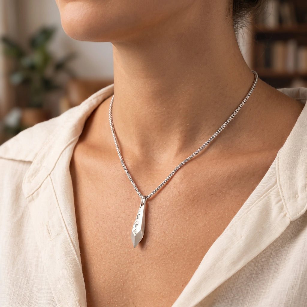 Personalized 925 Sterling Silver Spike Blade Pendant Long Lasting Necklace