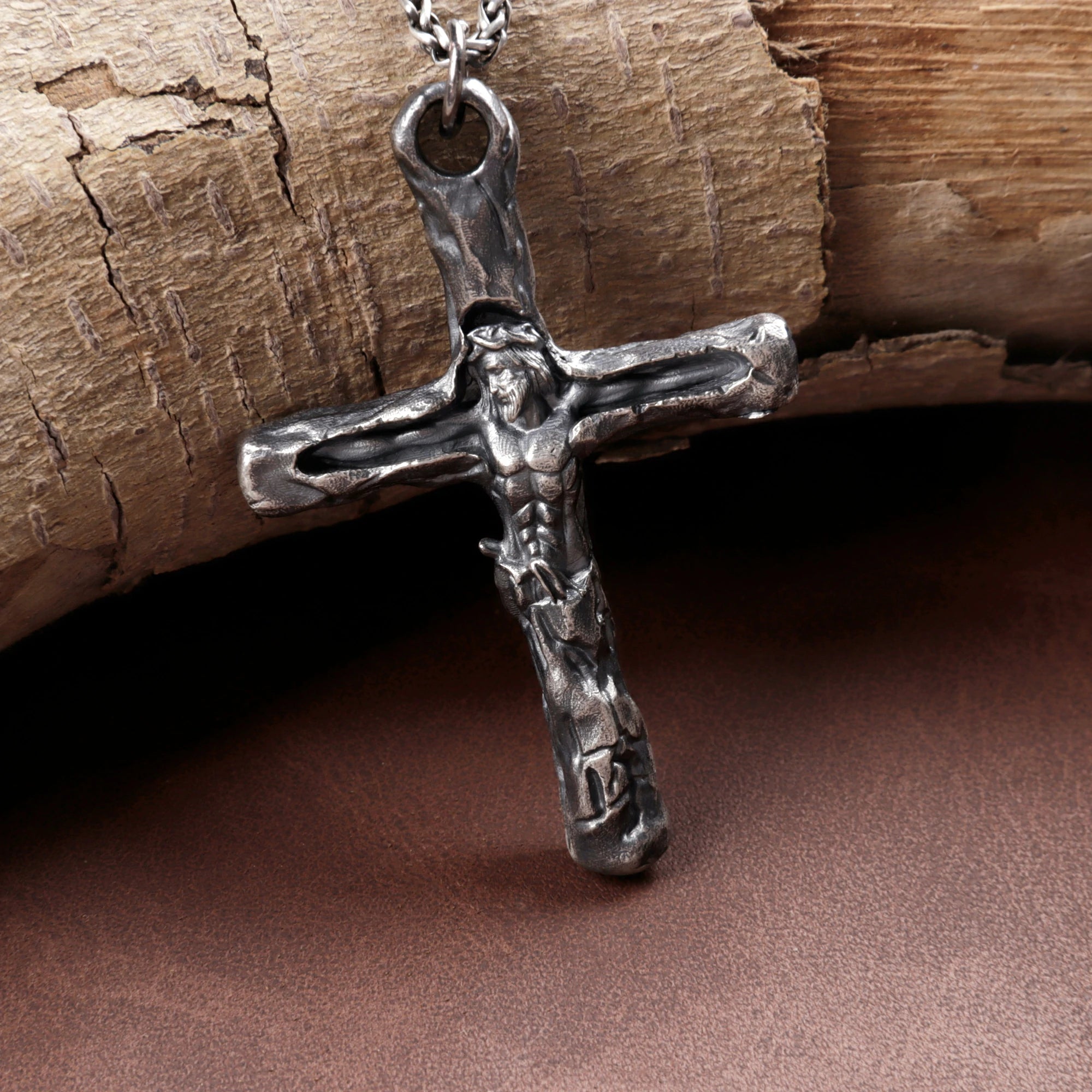 Sacred 925 Sterling Silver Lord Jesus Crucifix Pendant Jewelry