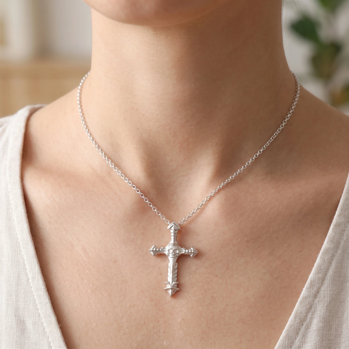 925 Sterling Silver Engravable Skull Cross Pendant Guarding Your Faith In Divine Light