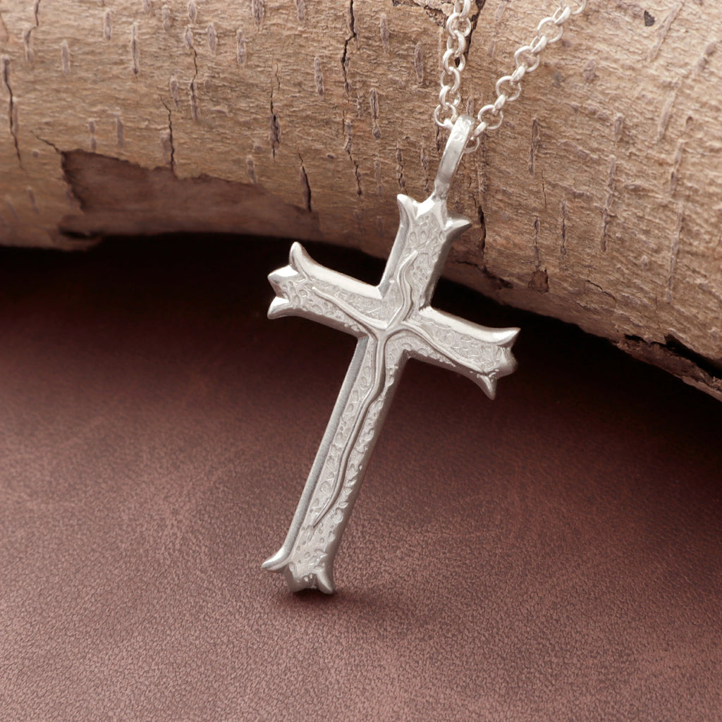 Custom 925 Sterling Silver Hammered Cross Pendant Offering Sacred Grace And Living Water