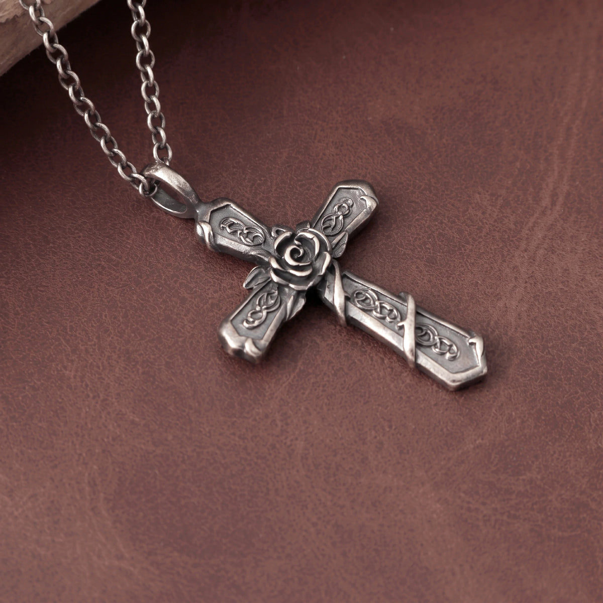 Personalized 925 Sterling Silver Rose Cross Pendant for His Eternal Love and Devotion