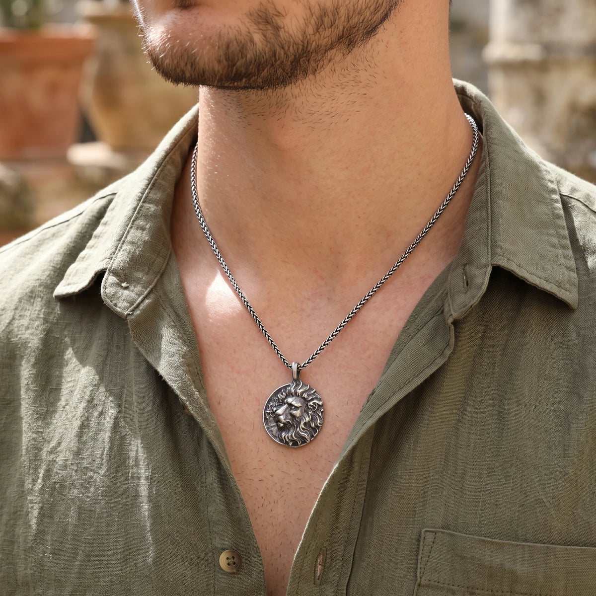 925 Sterling Silver Lion Head Medallion Pendant Embodiment Of Fearless Inner Courage