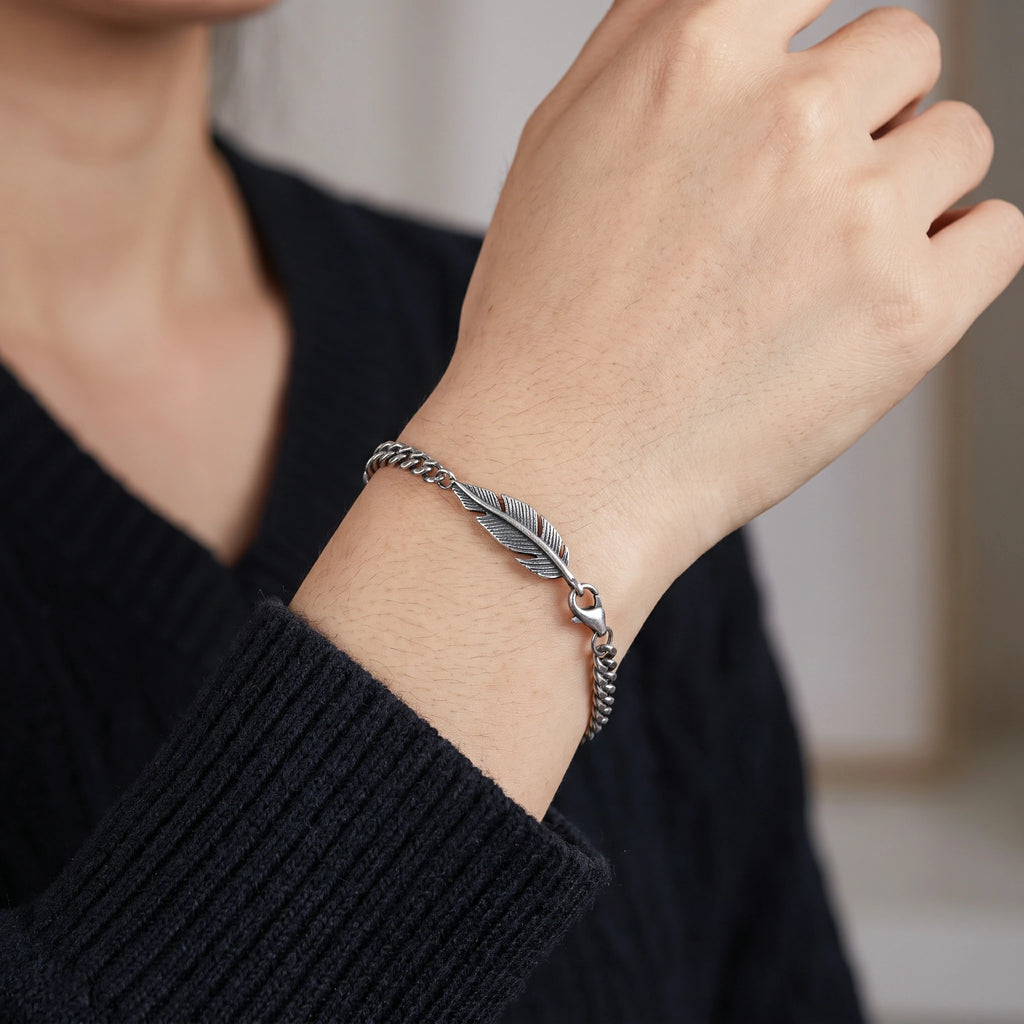 925 Sterling Silver Feather Curb Chain Bracelet With Custom Engravable Clasp Back