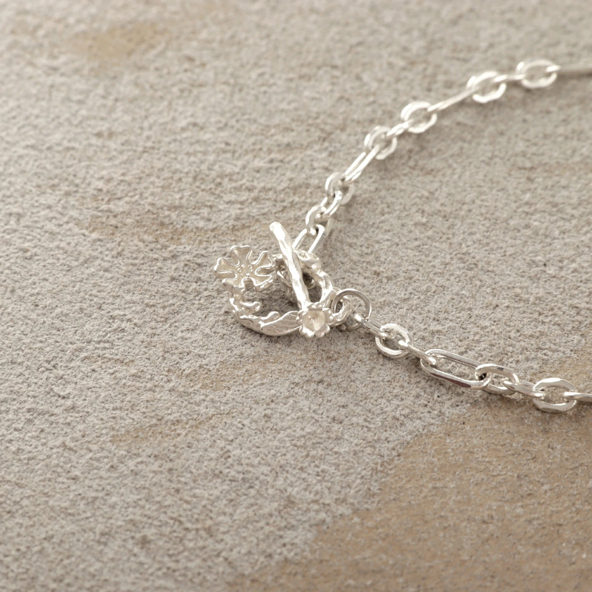 925 Sterling Silver Floral Branch Toggle Clasp Durable Link Chain Bracelet