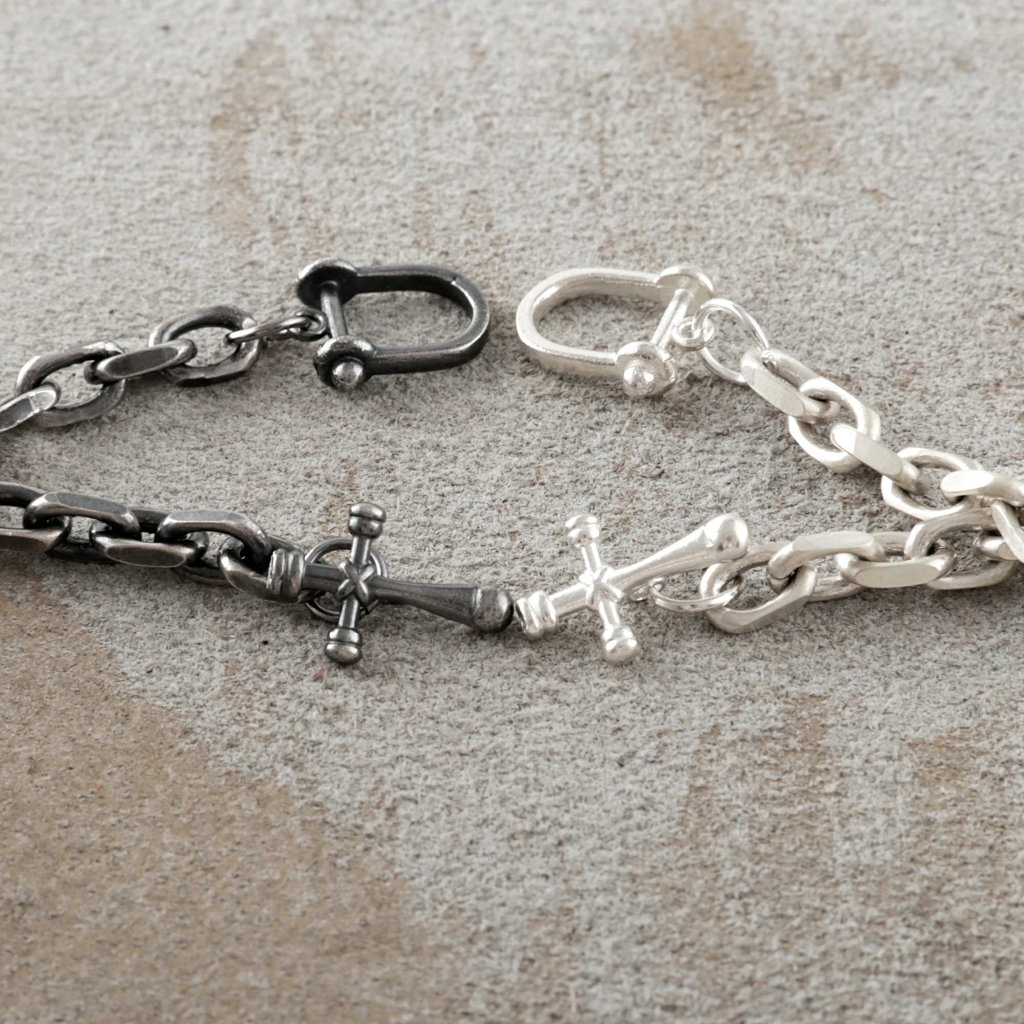 925 Sterling Silver Horseshoe Shackle Crucifix Bar Durable Link Chain Bracelet