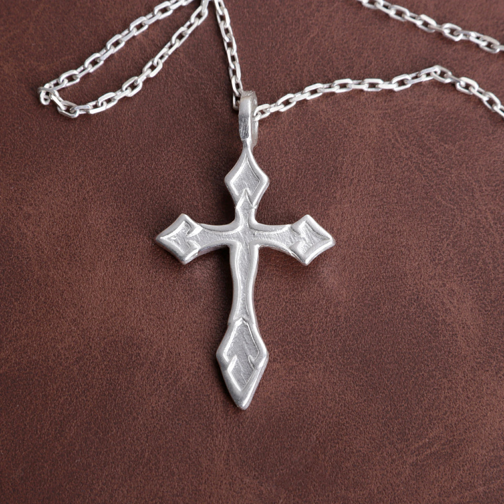 Custom 925 Sterling Silver Spearhead Cross Pendant Shielding Your Soul In Holy Faith