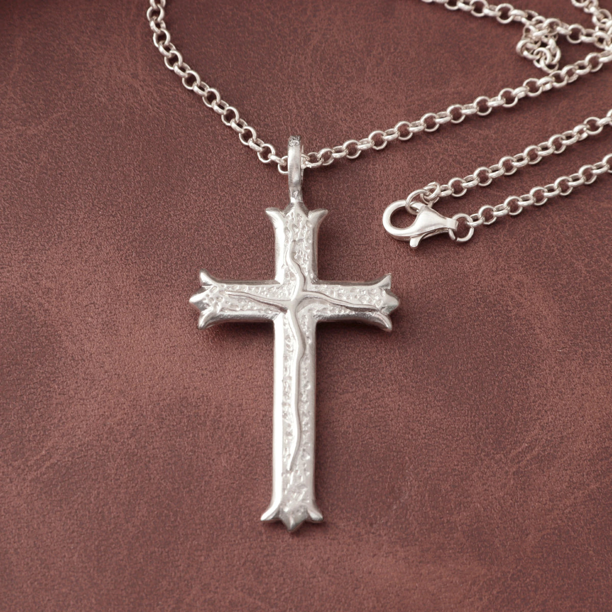Custom 925 Sterling Silver Hammered Cross Pendant Offering Sacred Grace And Living Water