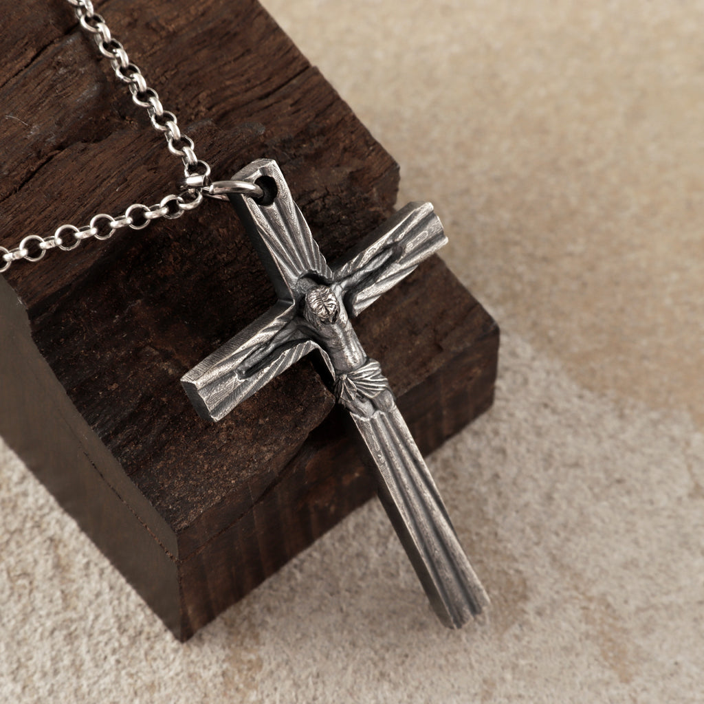 925 Sterling Silver Radiant Crucifix Holy Jesus Cross Durable Necklace