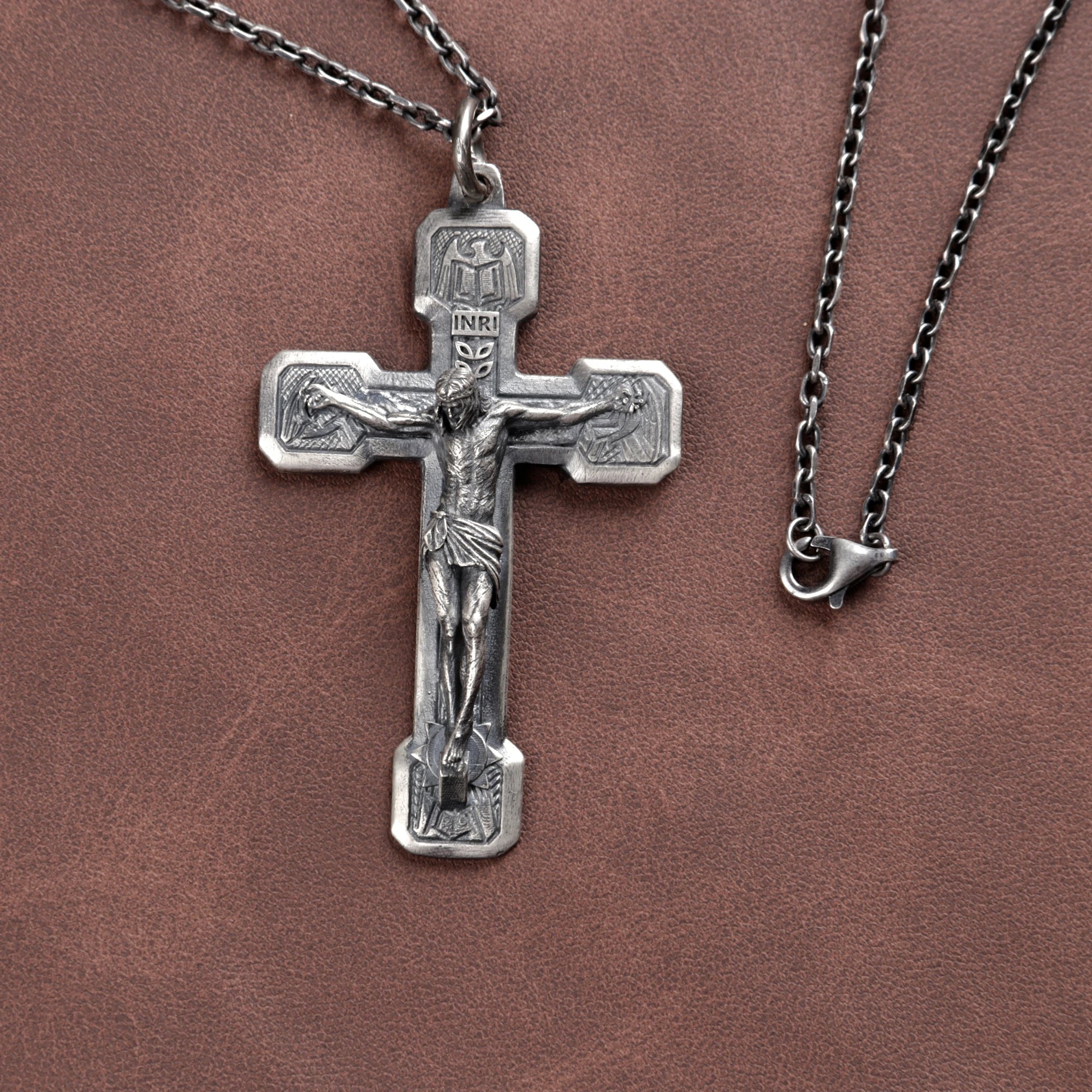 Engravable 925 Sterling Silver Crucifix Pendant Durable Jesus Cross Necklace Gift