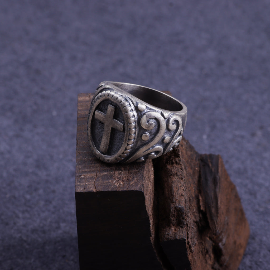 Custom Engraved Vintage Cross Signet Ring - Personalized Oxidized Silver Gothic Punk Cross Ring for Men and Women, Faith Jewelry Gift