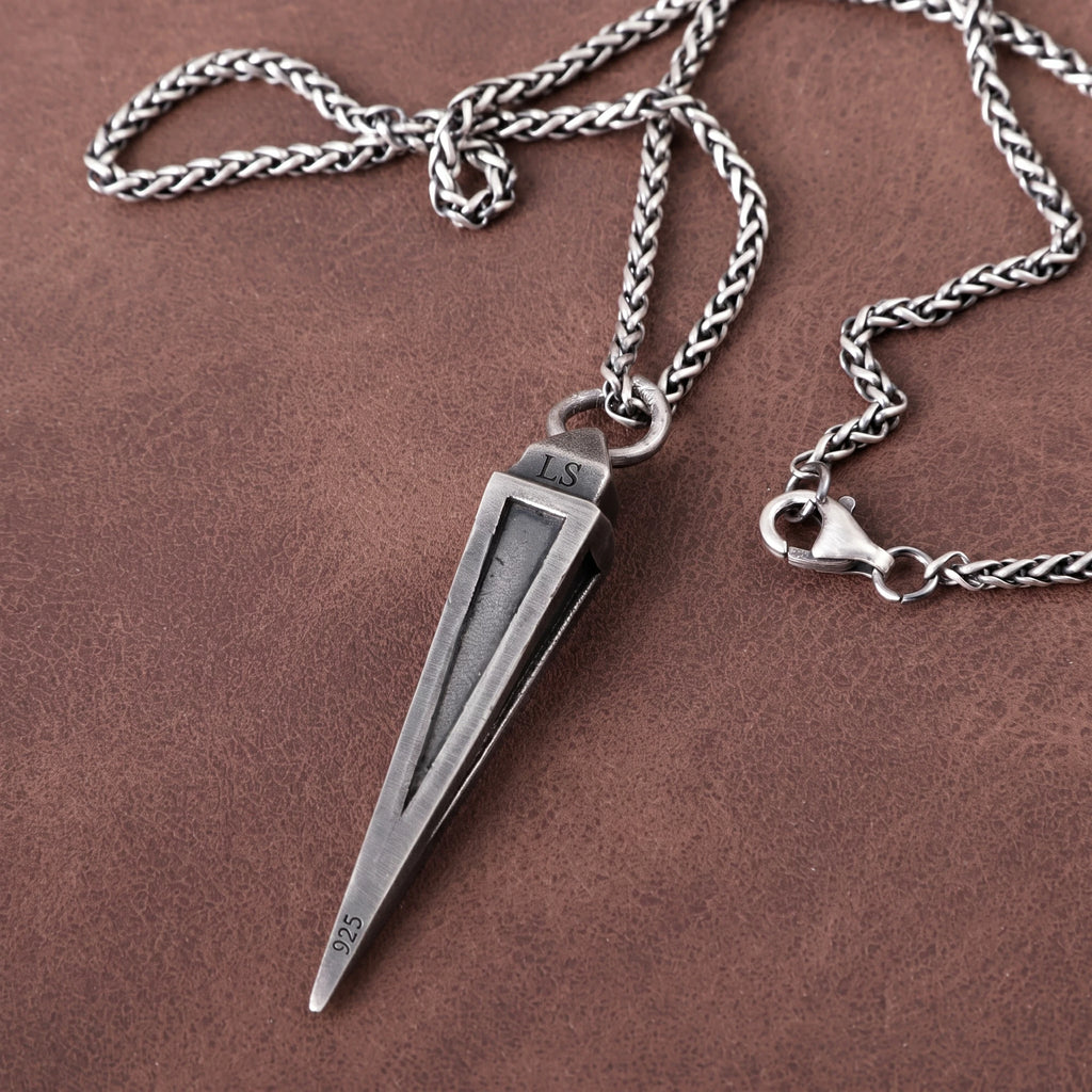 925 Sterling Silver Engravable Spearhead Pendant Embodying Bold Modern Precision