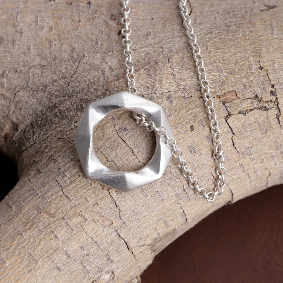 925 Sterling Silver Geometric Faceted Hexagon Pendant Exuding Modern Minimalist Edge