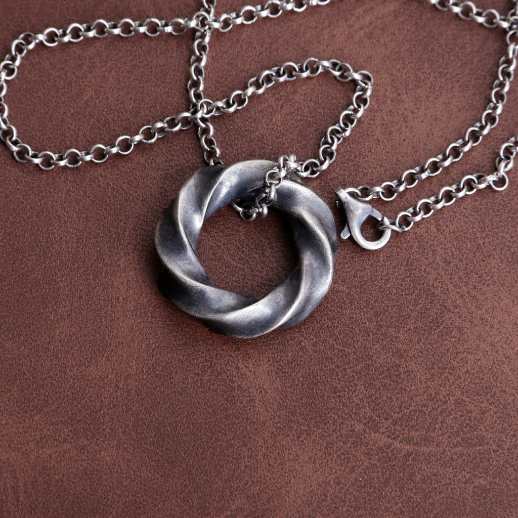 925 Sterling Silver Mobius Strip Pendant Symbolizing Eternal Love And Infinite Connection