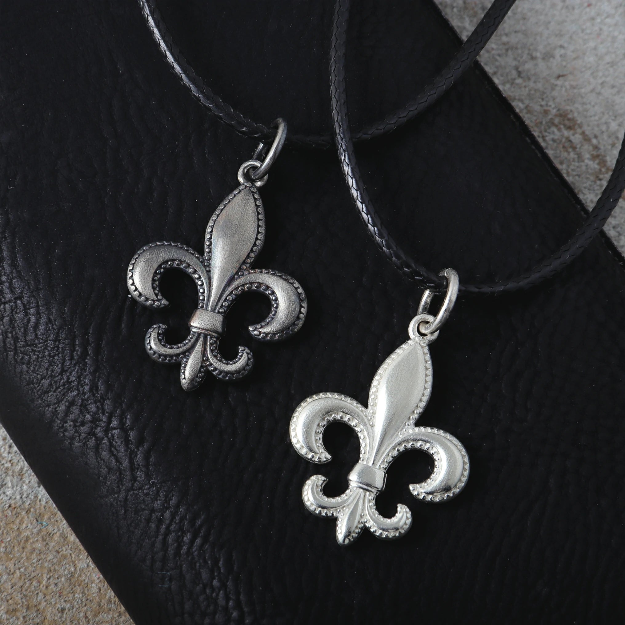 925 Sterling Silver Fleur-de-Lis Pendant Necklace, Vintage Beaded Lily Jewelry