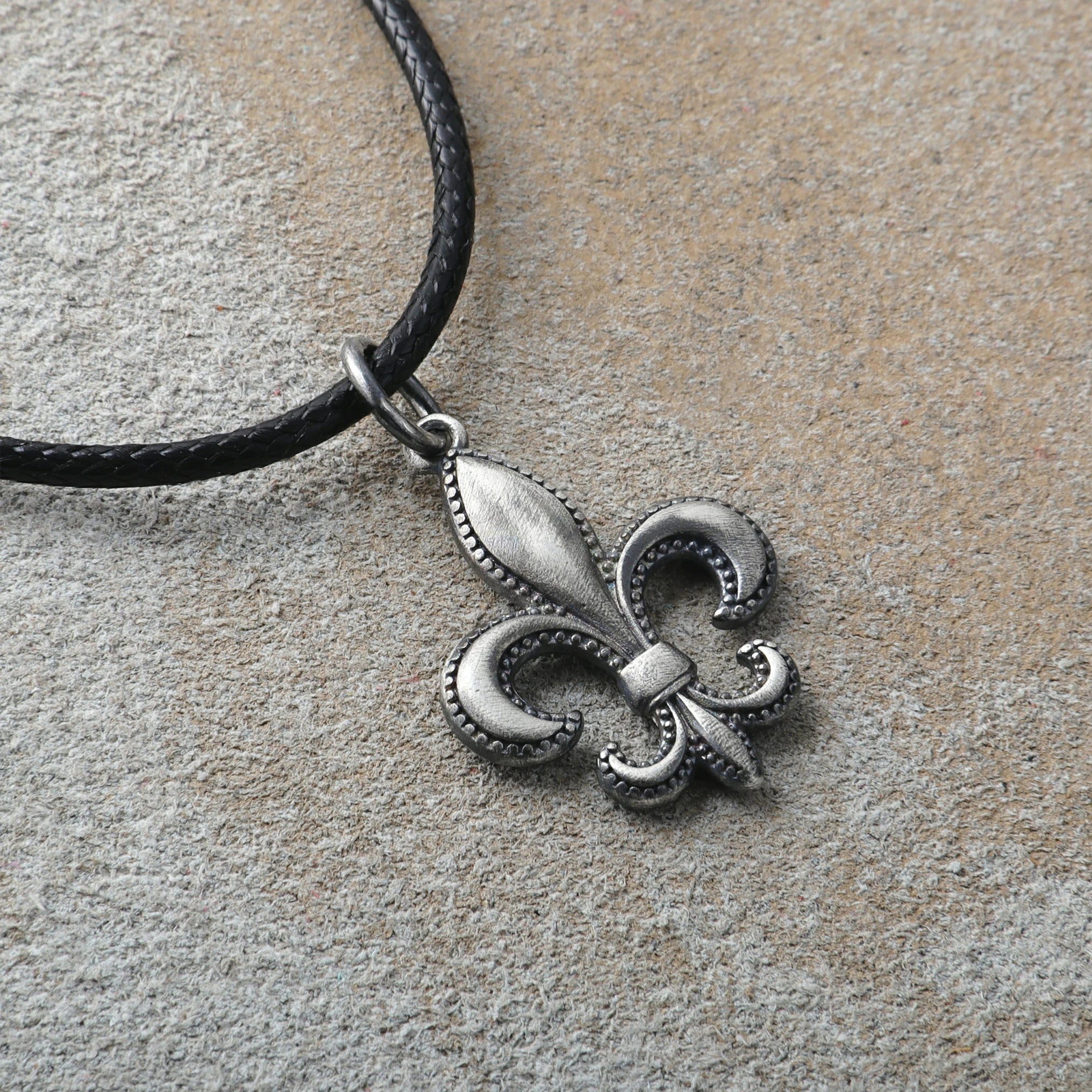 925 Sterling Silver Fleur-de-Lis Pendant Necklace, Vintage Beaded Lily Jewelry