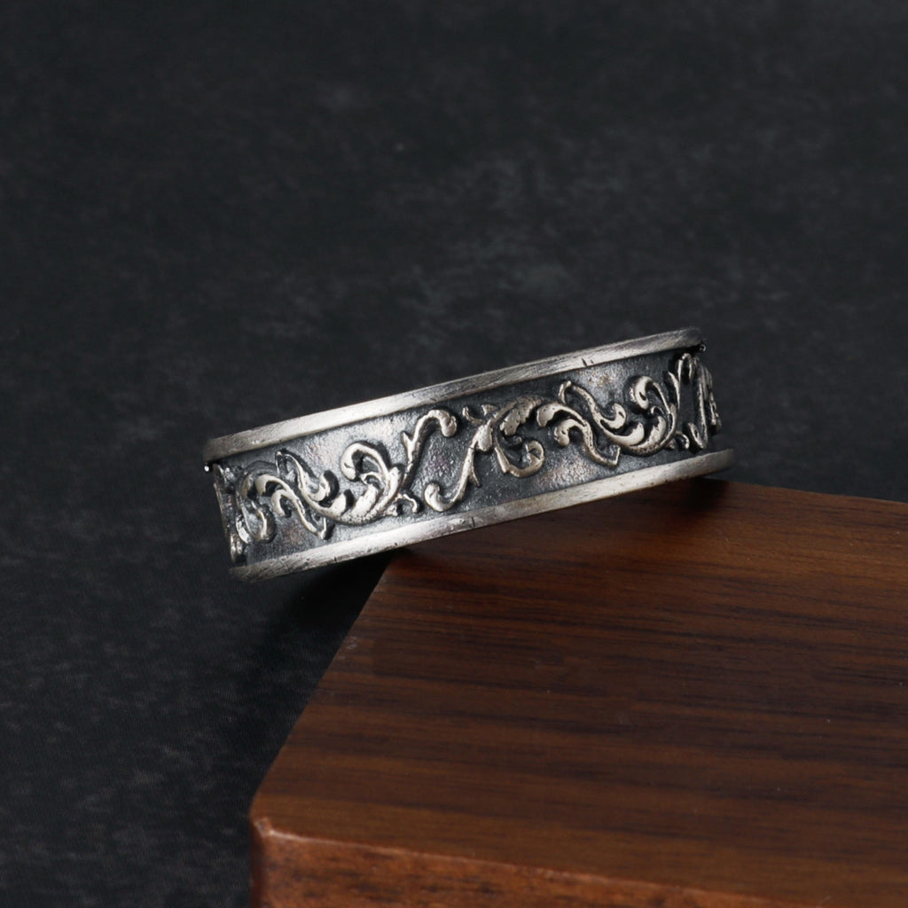 Personalized Vintage Acanthus Leaf Silver Band, Custom Engraved Men's Ring