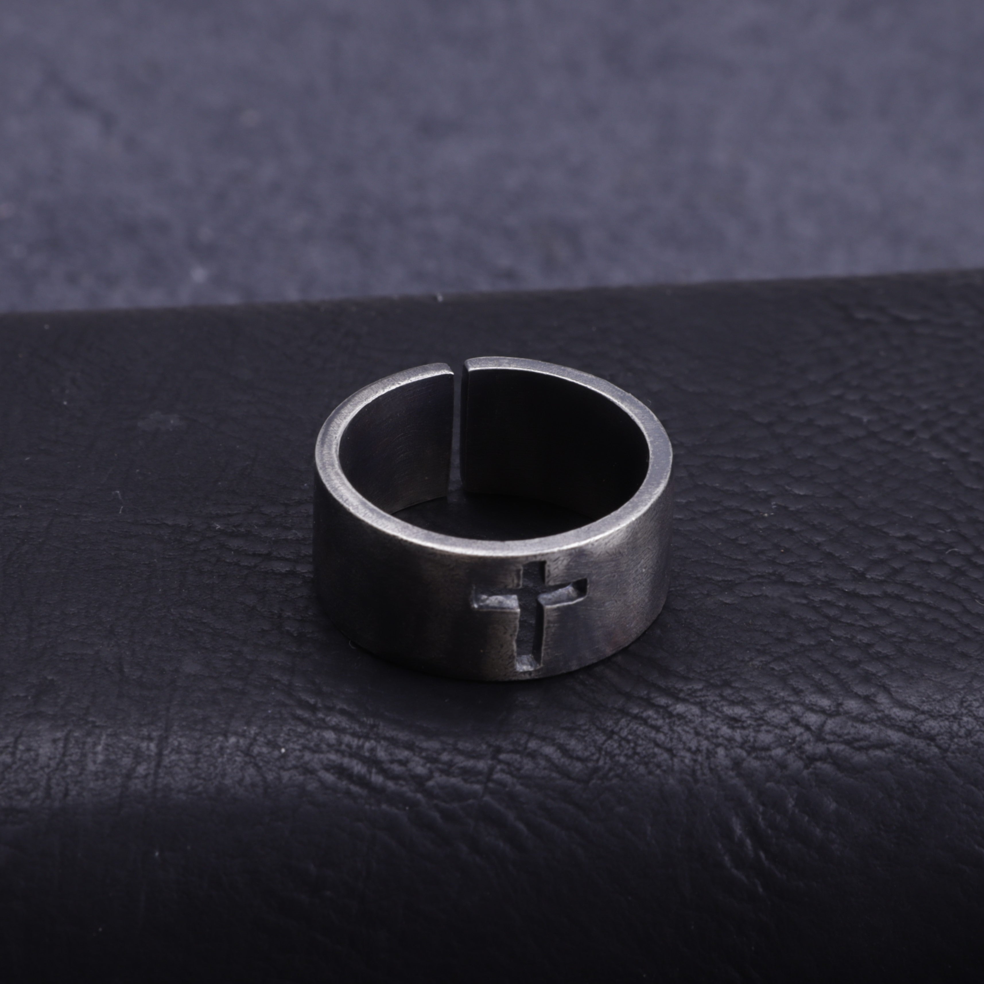 Men‘s 925 Silver Cutout Cross Ring-Personalizable Engraving Band