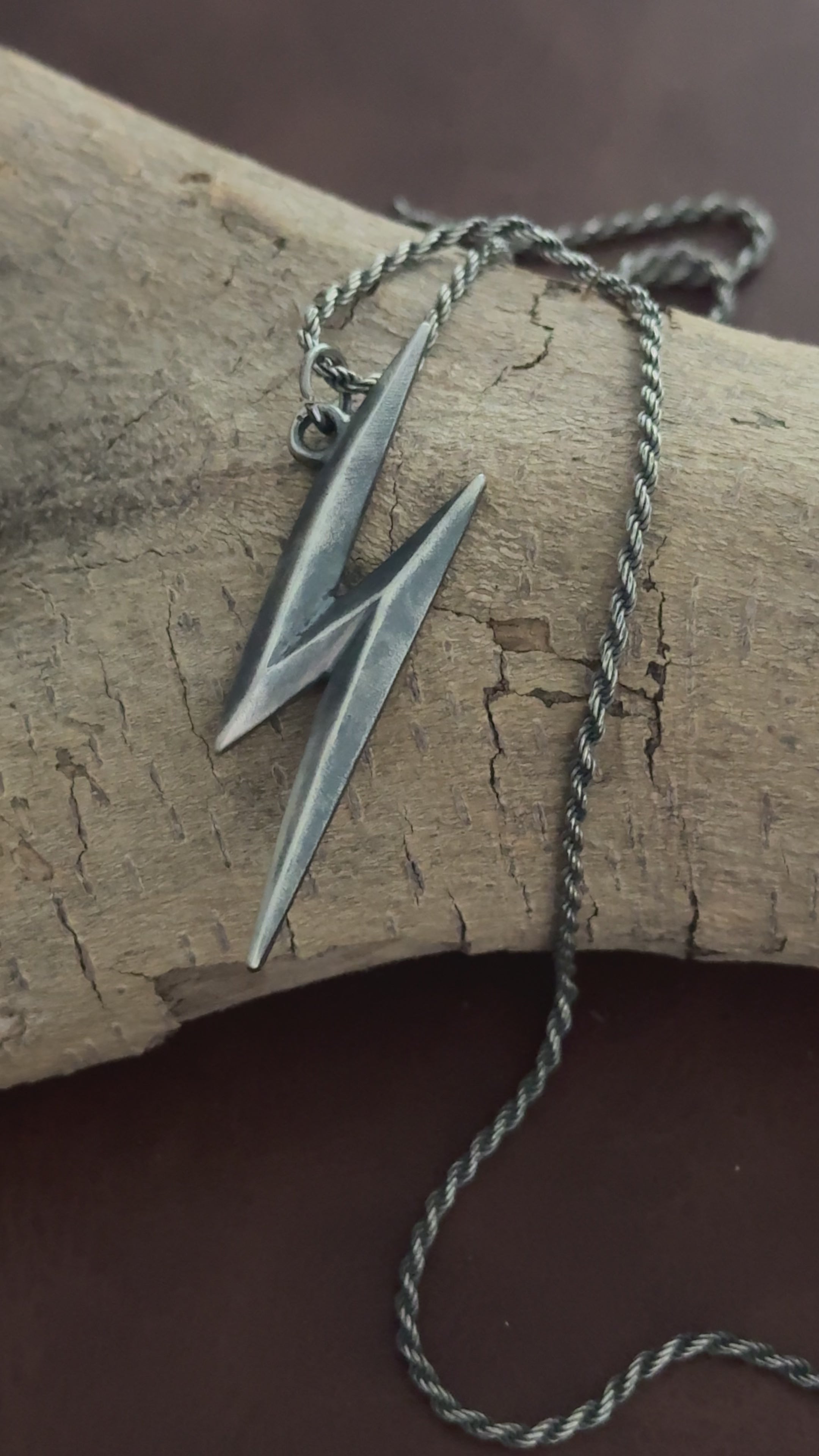 925 Sterling Silver Lightning Bolt Pendant for Bold Style and Inner Strength