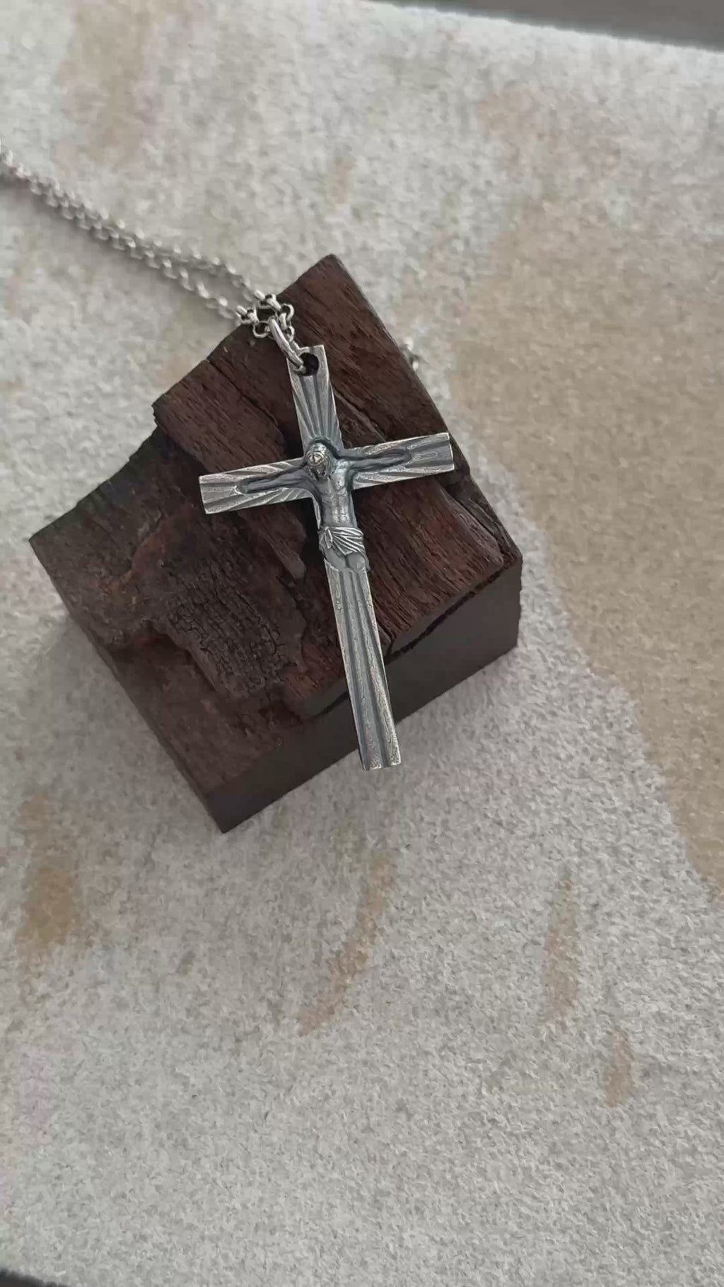 925 Sterling Silver Radiant Crucifix Holy Jesus Cross Durable Necklace