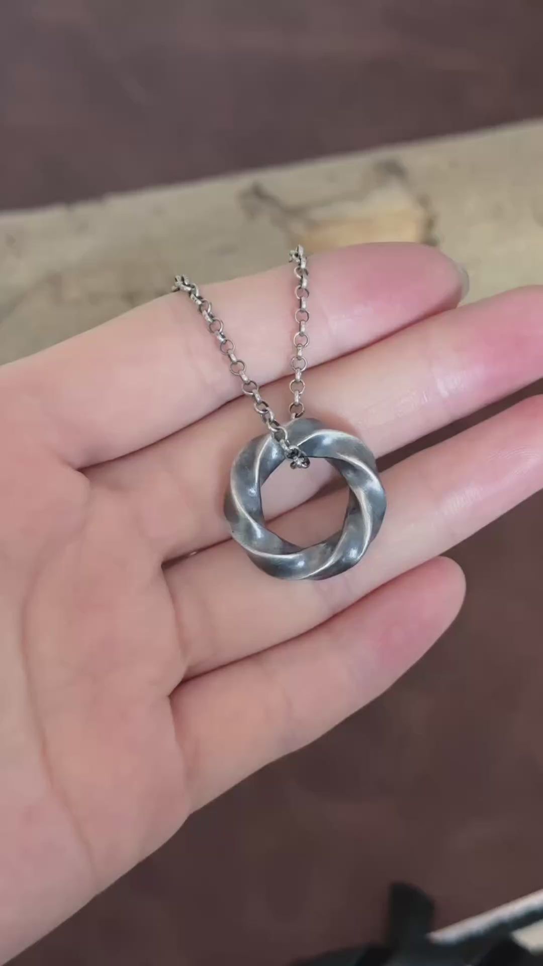925 Sterling Silver Mobius Strip Pendant Symbolizing Eternal Love And Infinite Connection