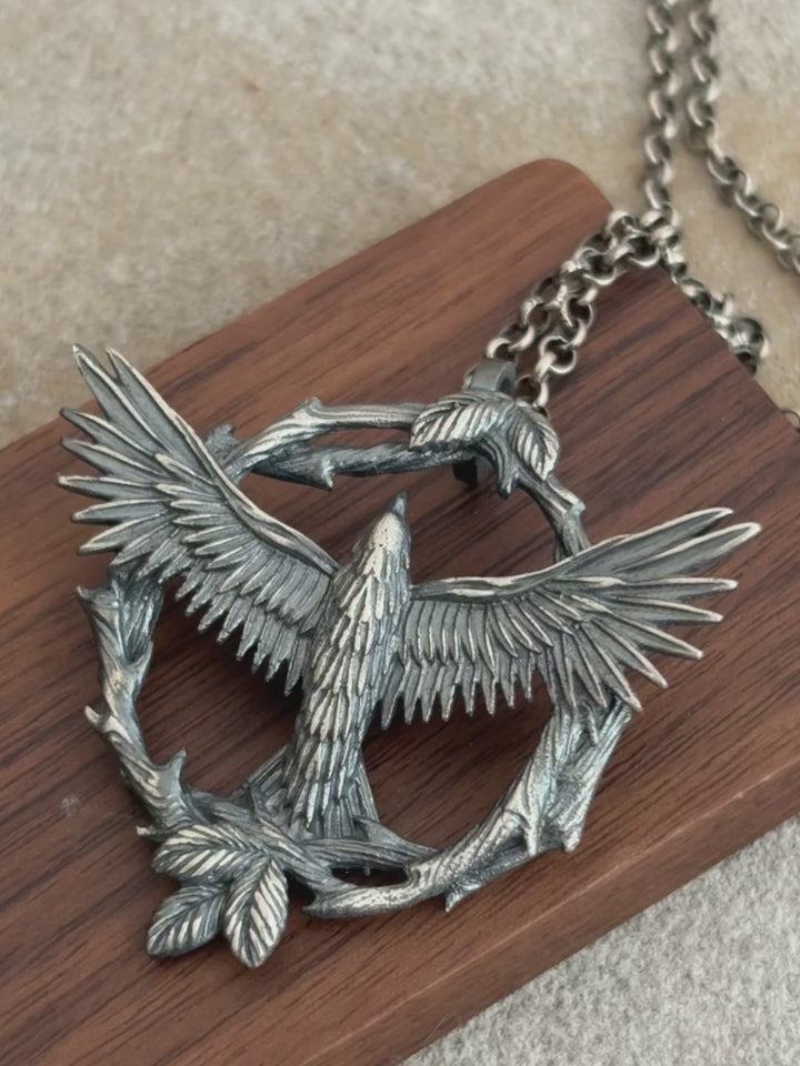 925 Sterling Silver Soaring Eagle Wreath Durable Freedom Pendant Necklace