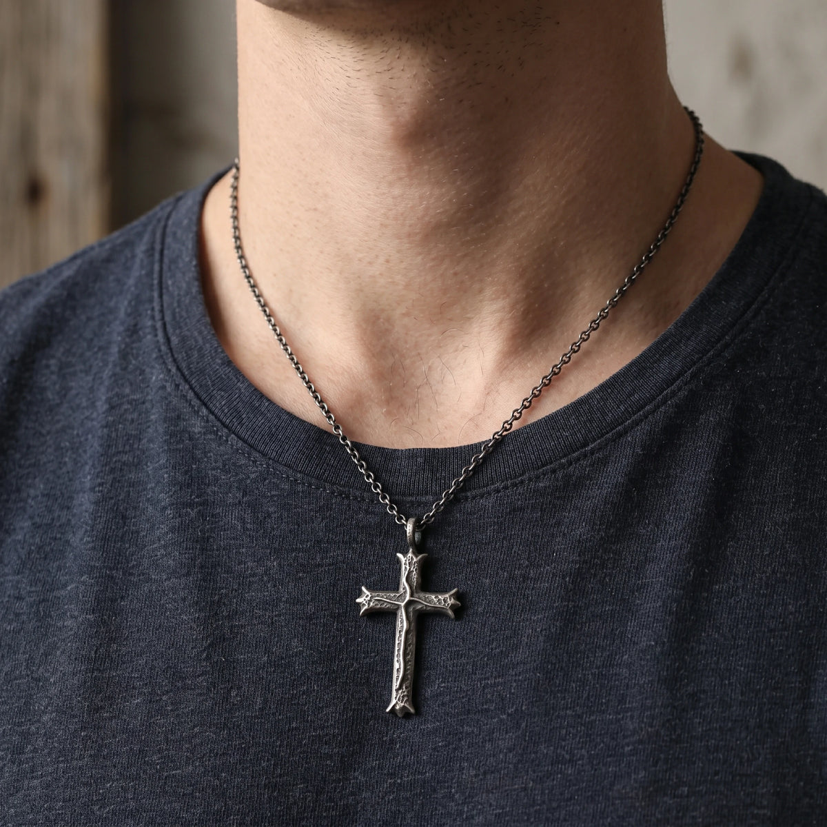 Custom 925 Sterling Silver Hammered Cross Pendant Offering Sacred Grace And Living Water