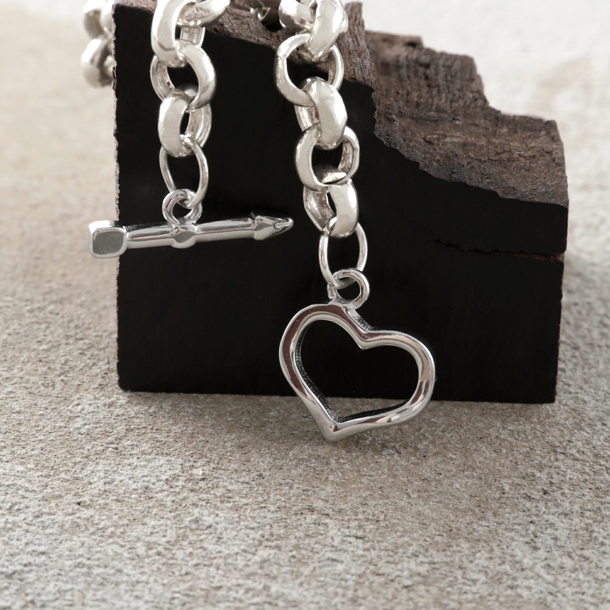 925 Sterling Silver Cupid's Arrow Heart Toggle Clasp Rolo Chain Bracelet