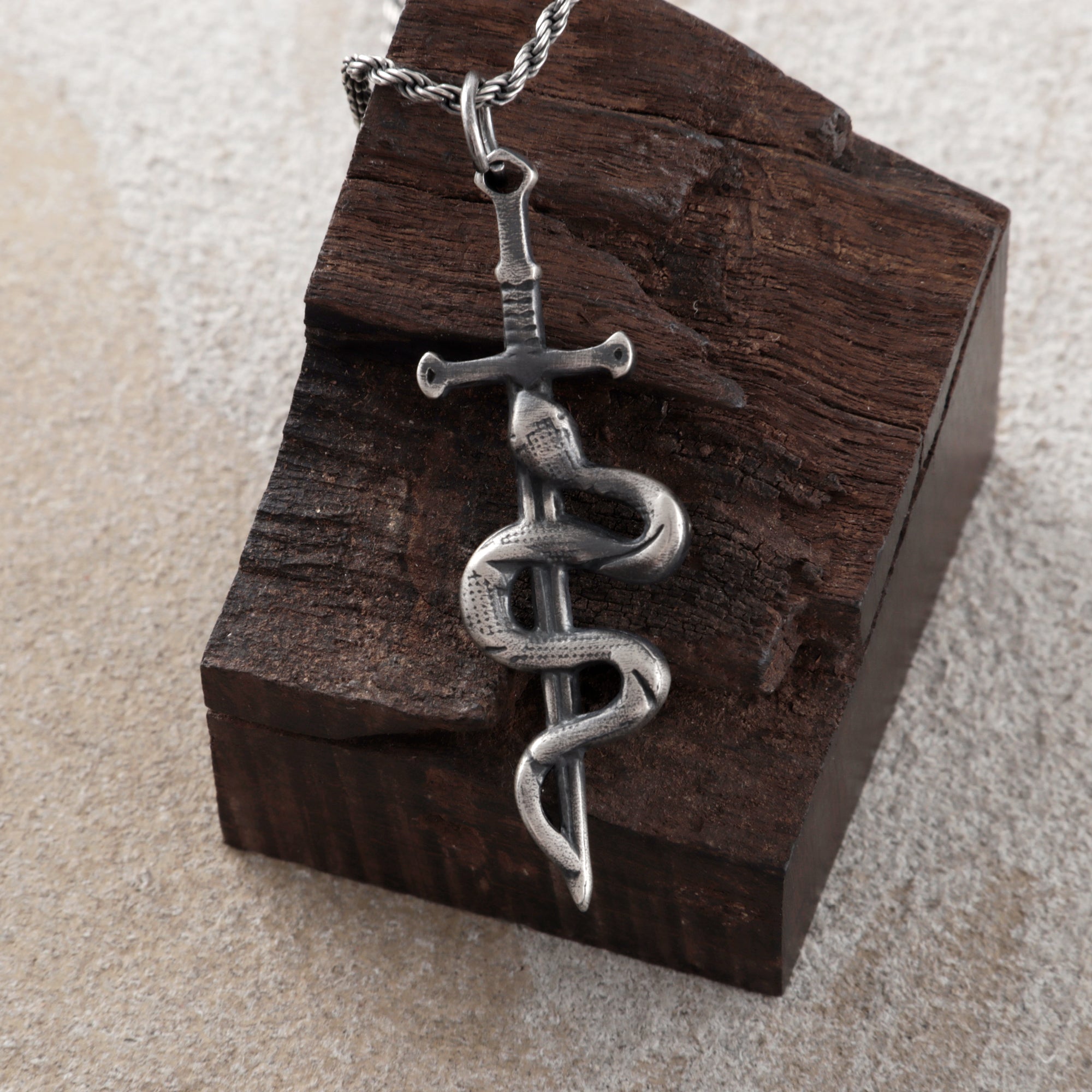 925 Sterling Silver Vintage Durable Snake and Sword Pendant Necklace