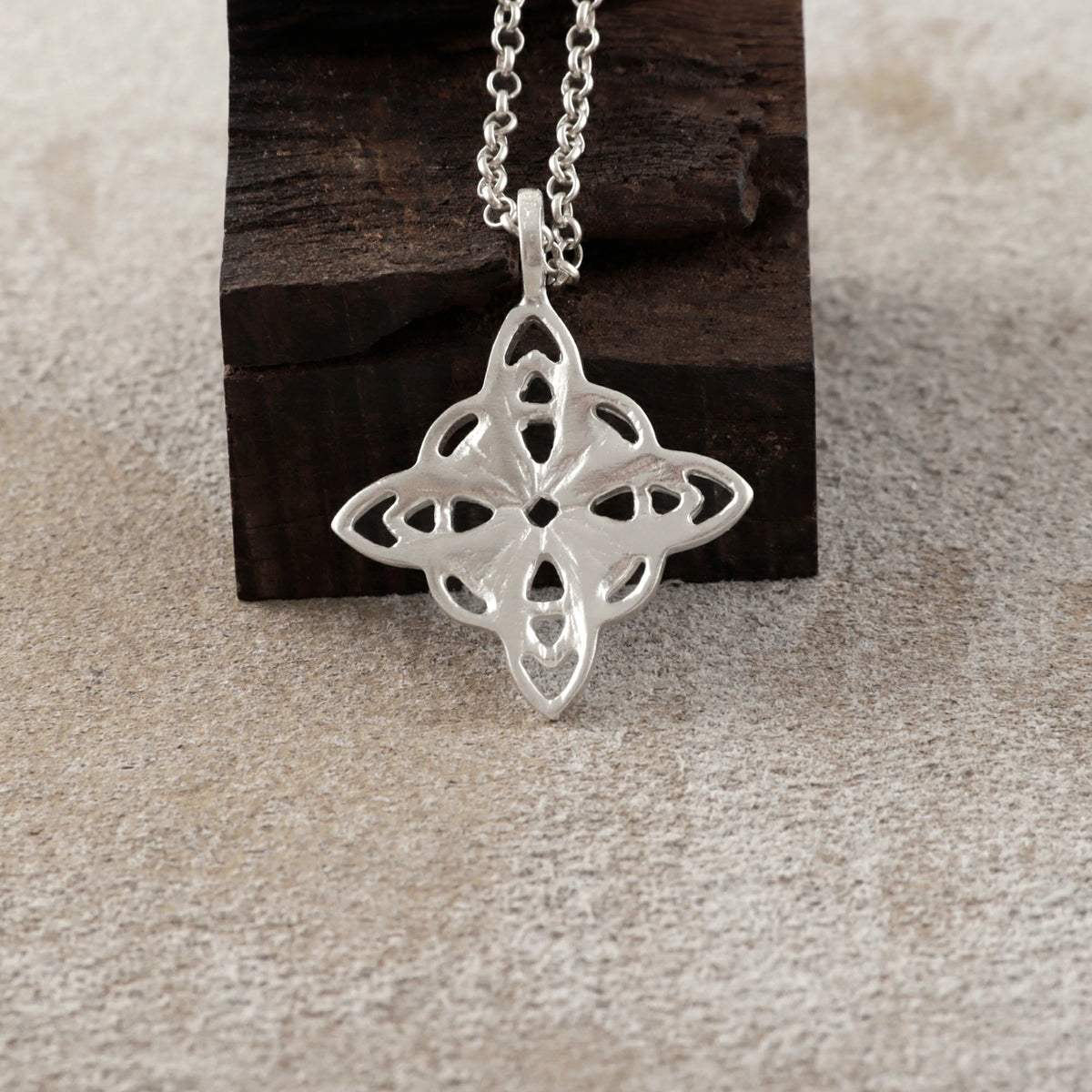 925 Sterling Silver Celtic Knot Pendant Necklace, Vintage Witch Knot Amulet Jewelry