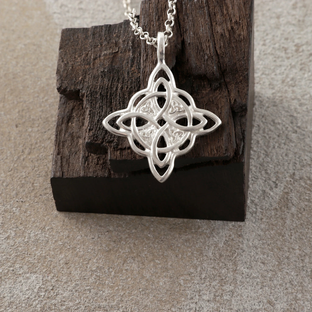 925 Sterling Silver Celtic Knot Pendant Necklace, Vintage Witch Knot Amulet Jewelry
