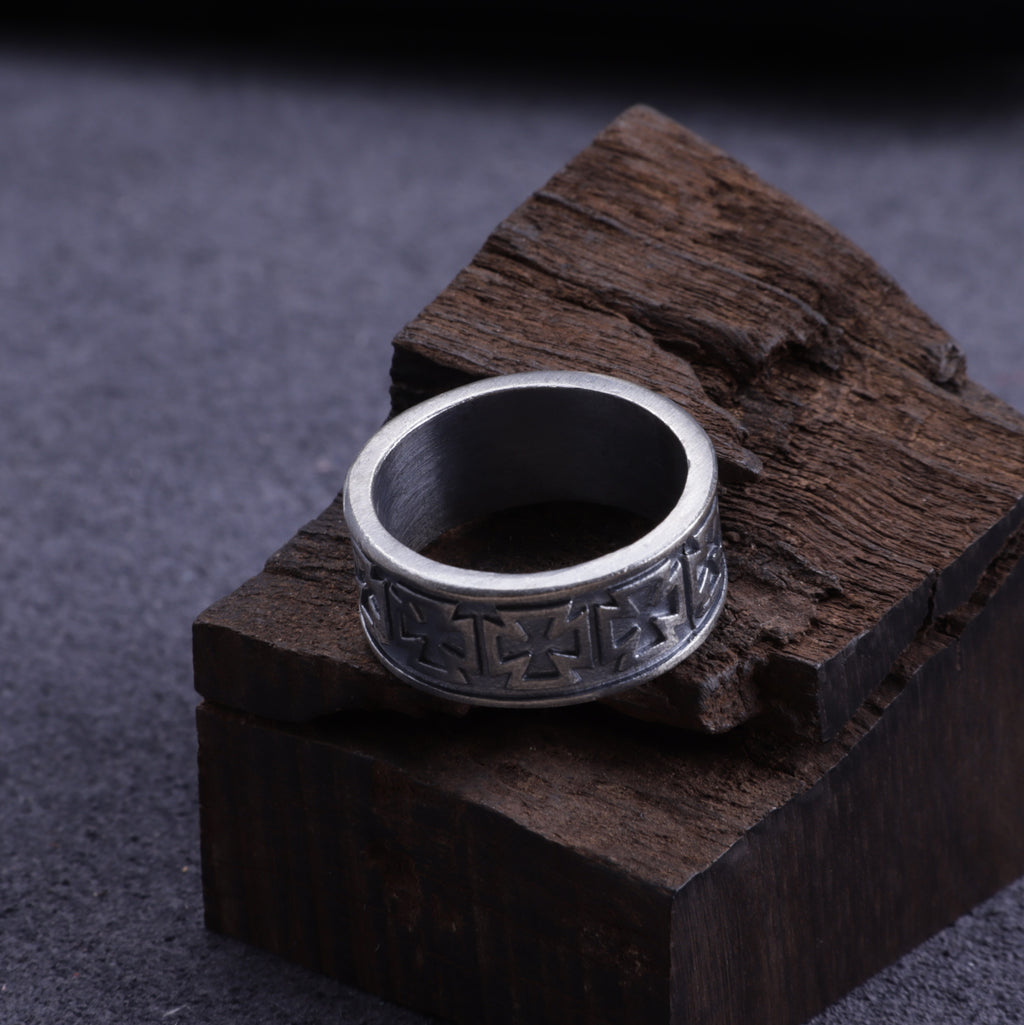 Custom Men's Maltese Cross Ring - Engraved Vintage Silver Band