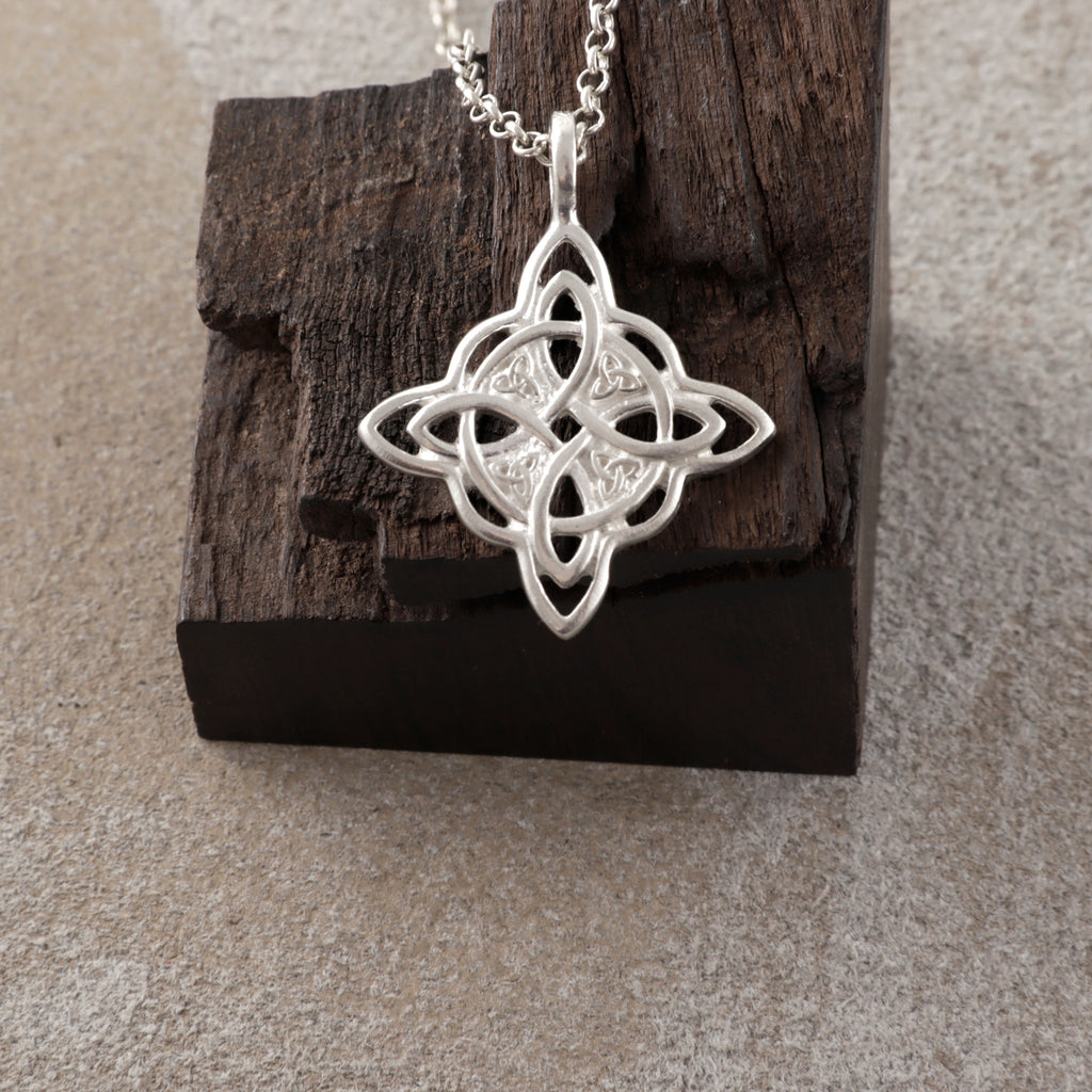 925 Sterling Silver Celtic Knot Pendant Necklace, Vintage Witch Knot Amulet Jewelry
