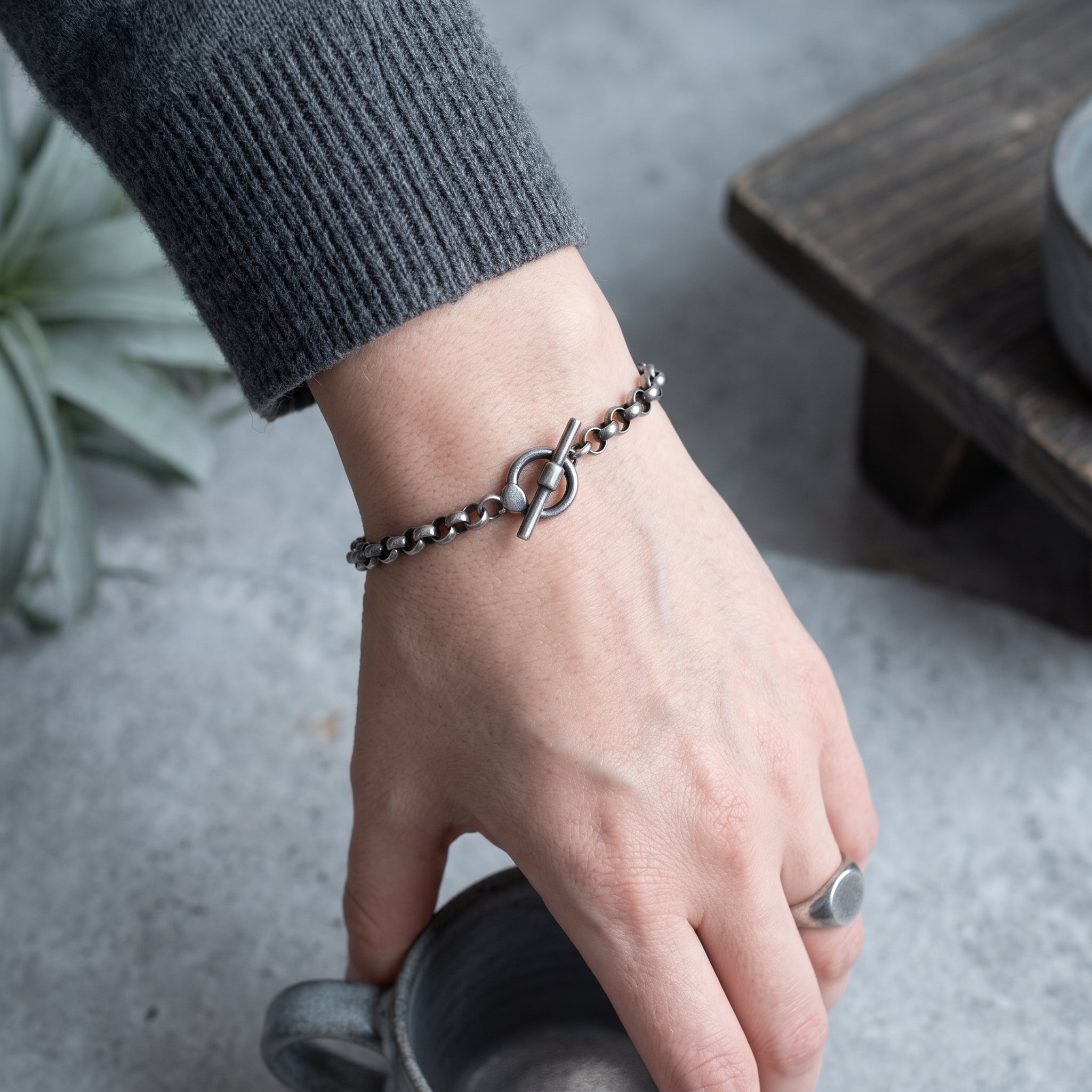 Modern Industrial Rolo Chain Bracelet, Oxidized 925 Sterling Silver Vintage Statement Wristband with Toggle Clasp