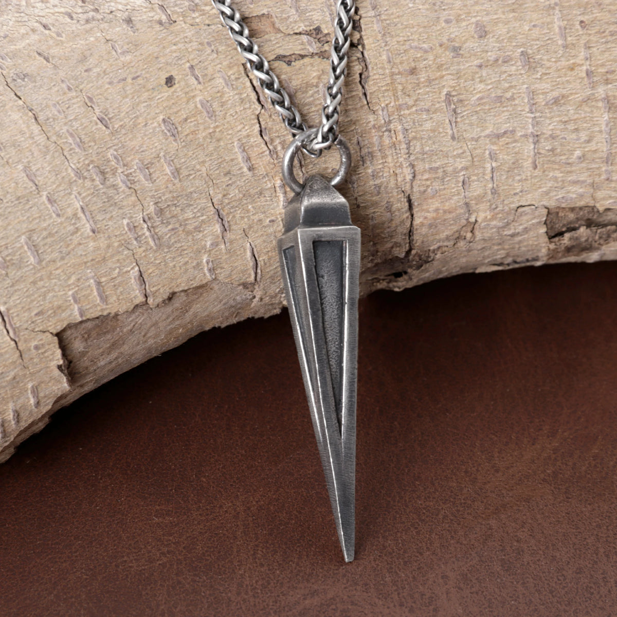 925 Sterling Silver Engravable Spearhead Pendant Embodying Bold Modern Precision