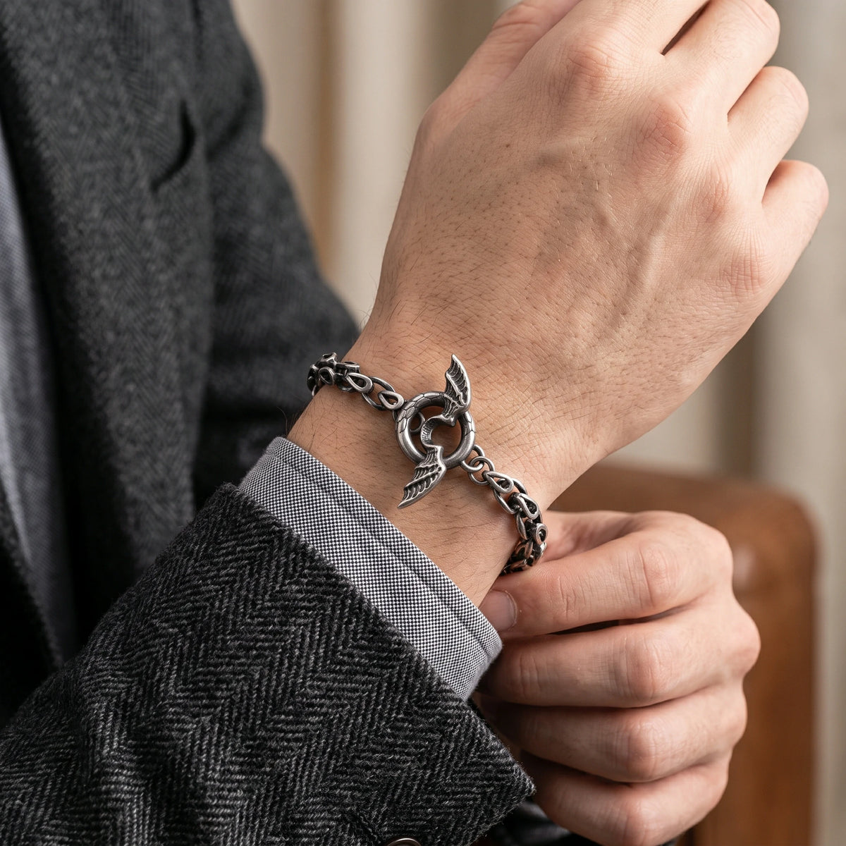 925 Sterling Silver Dragon Scale Barrel Link Bracelet With Winged Clasp Accent
